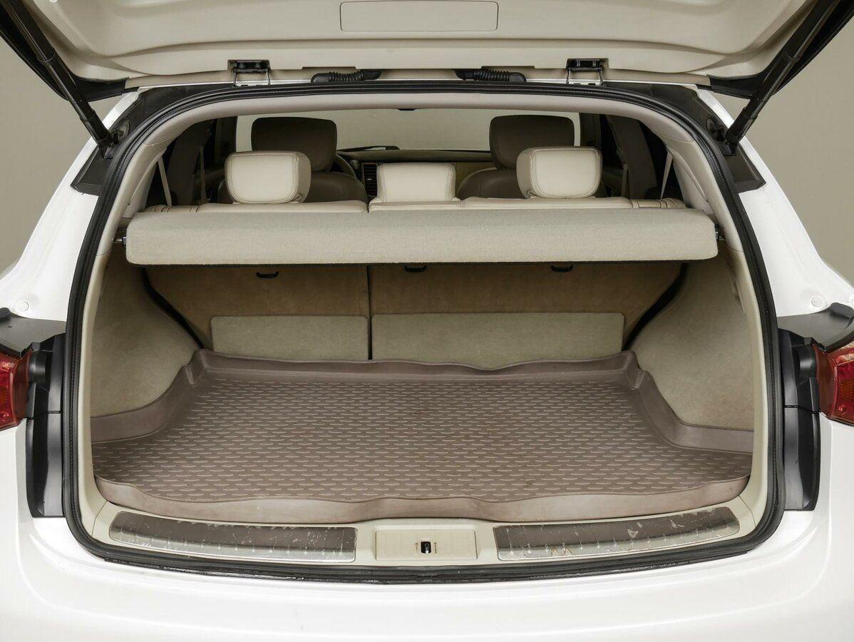 Infiniti FX, 2012