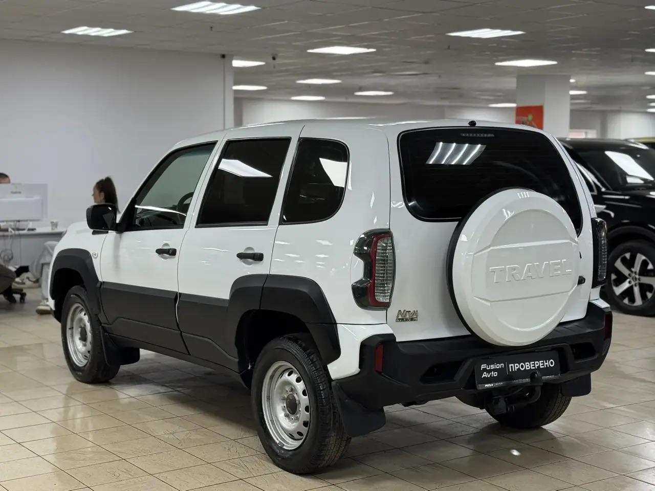 LADA (ВАЗ) Niva Travel