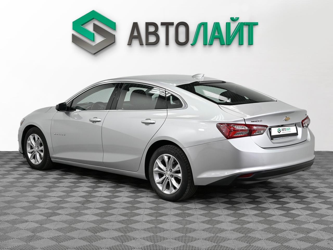 фото автомобиля 3