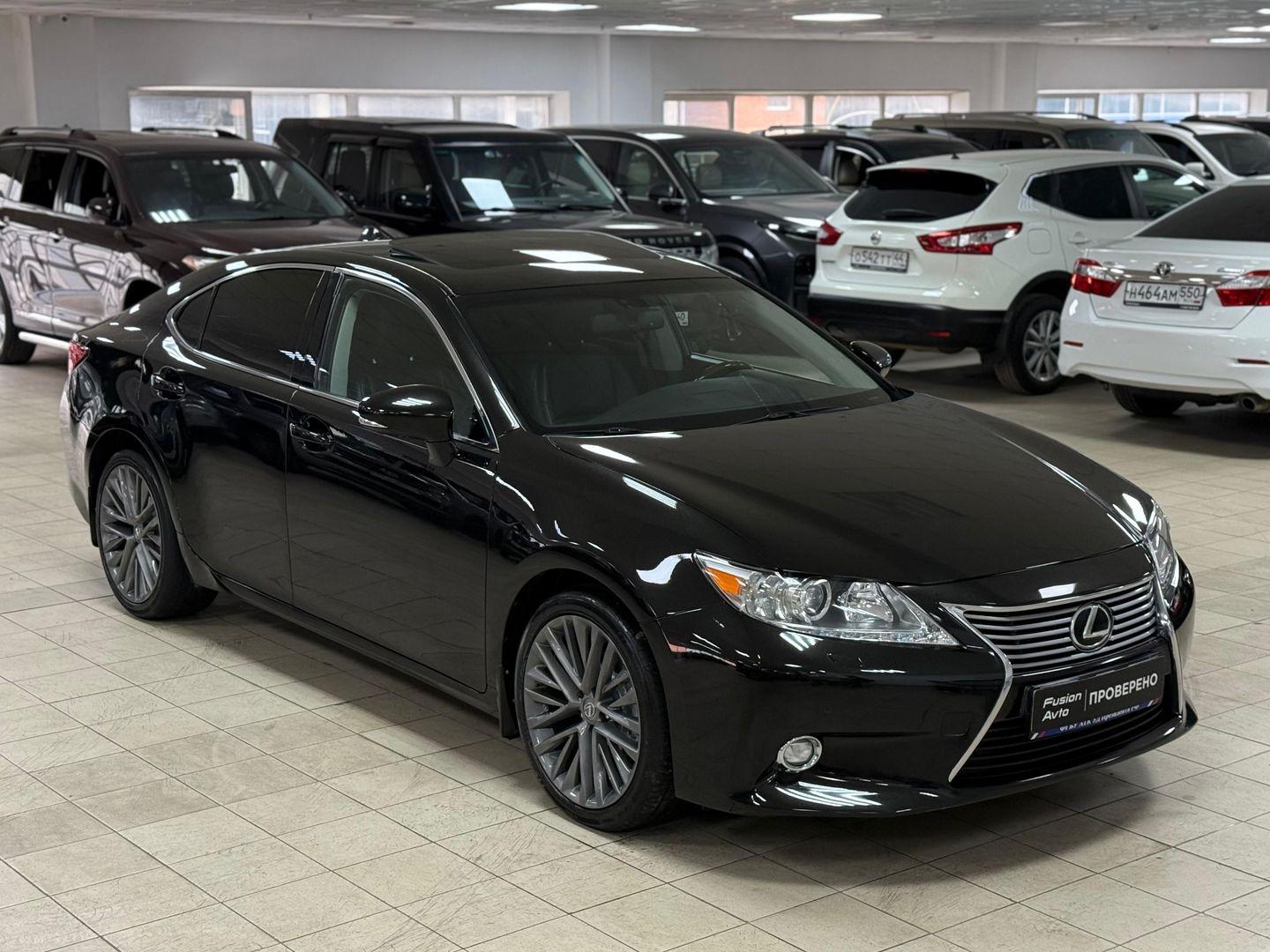 Lexus ES