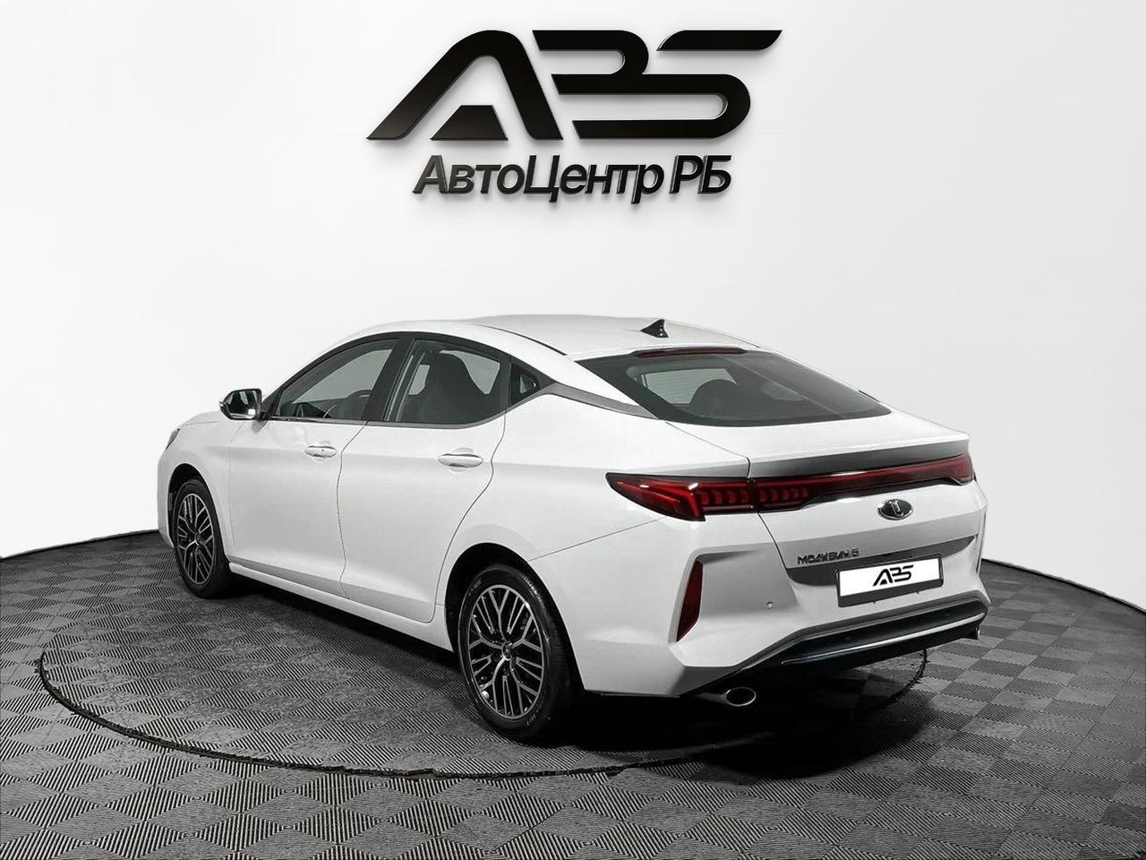 фото автомобиля 3