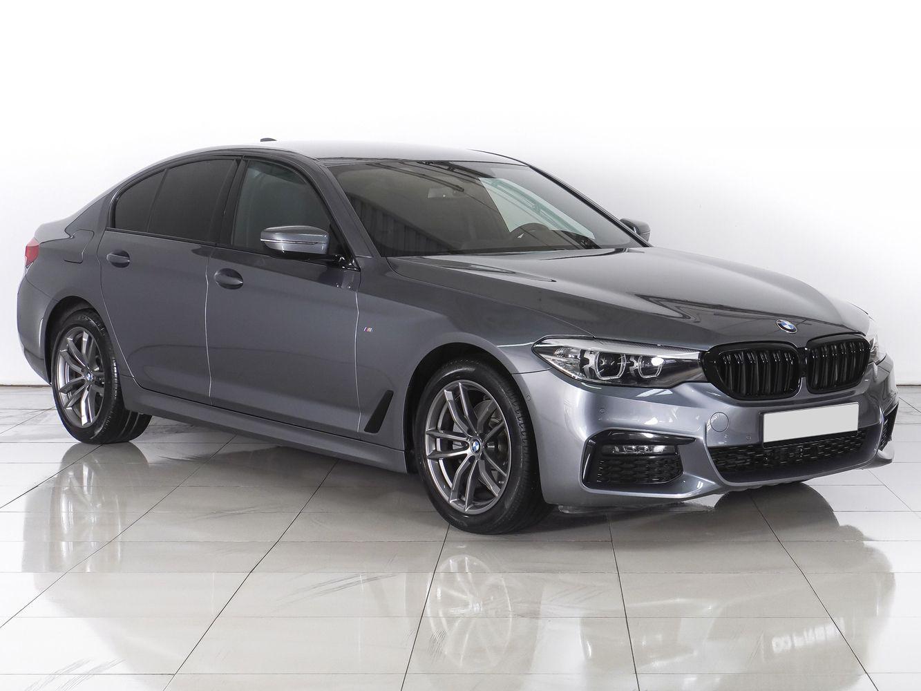 BMW 5 серии 2020