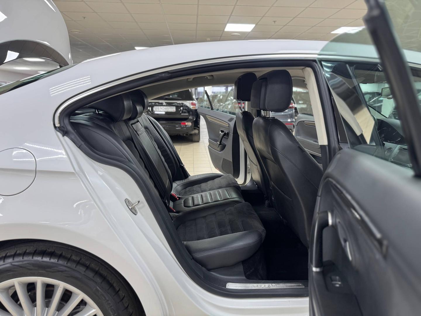 Volkswagen Passat CC