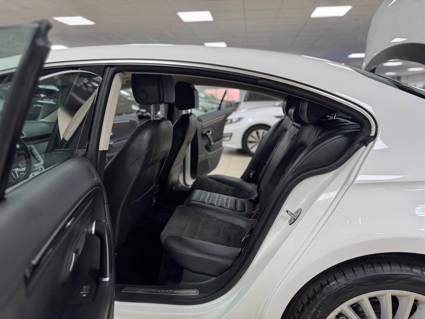 Volkswagen Passat CC