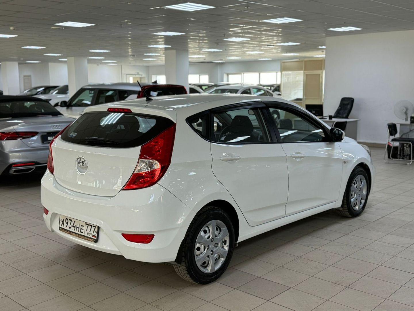 Hyundai Solaris