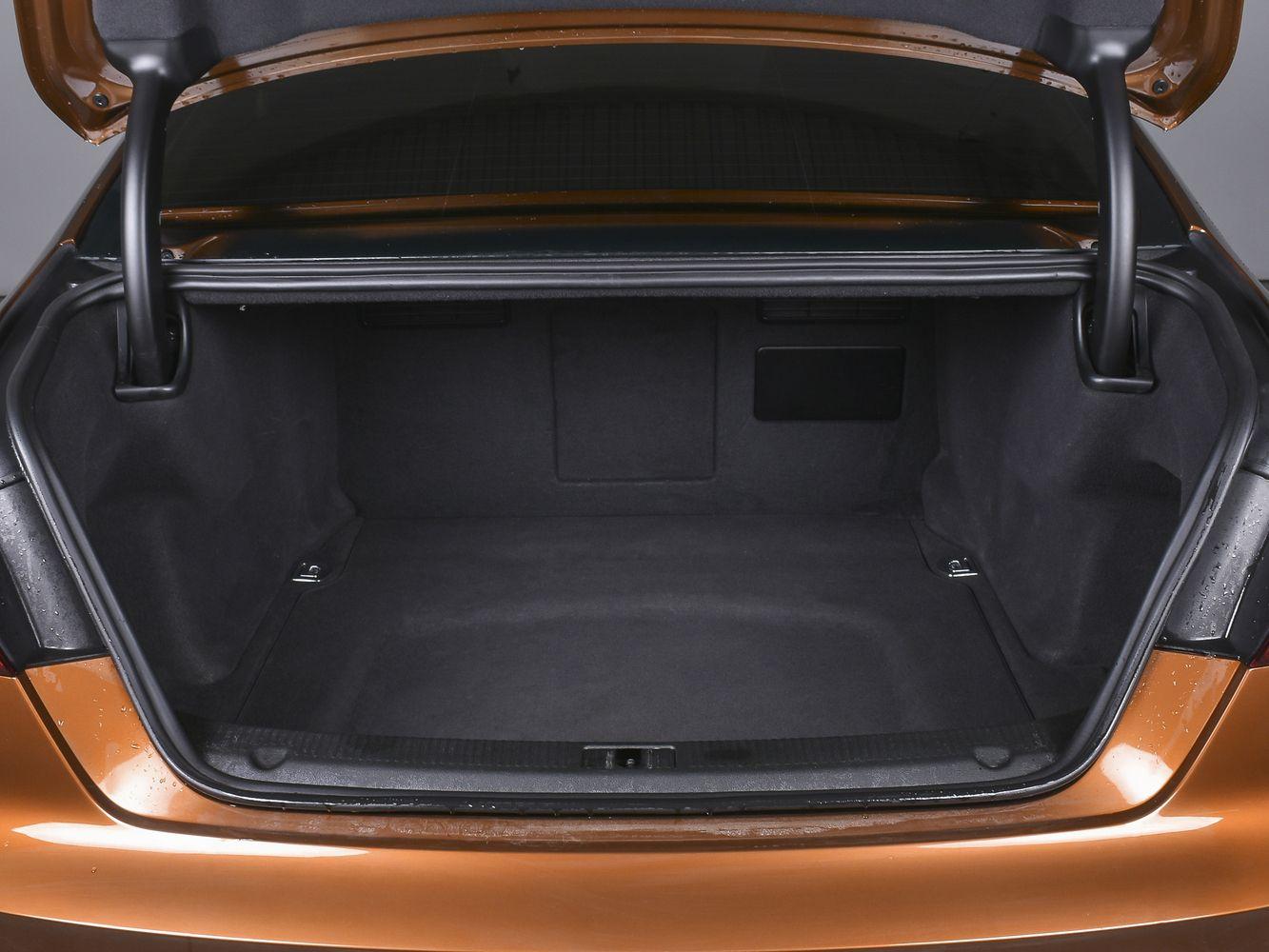 Audi A8, 2014