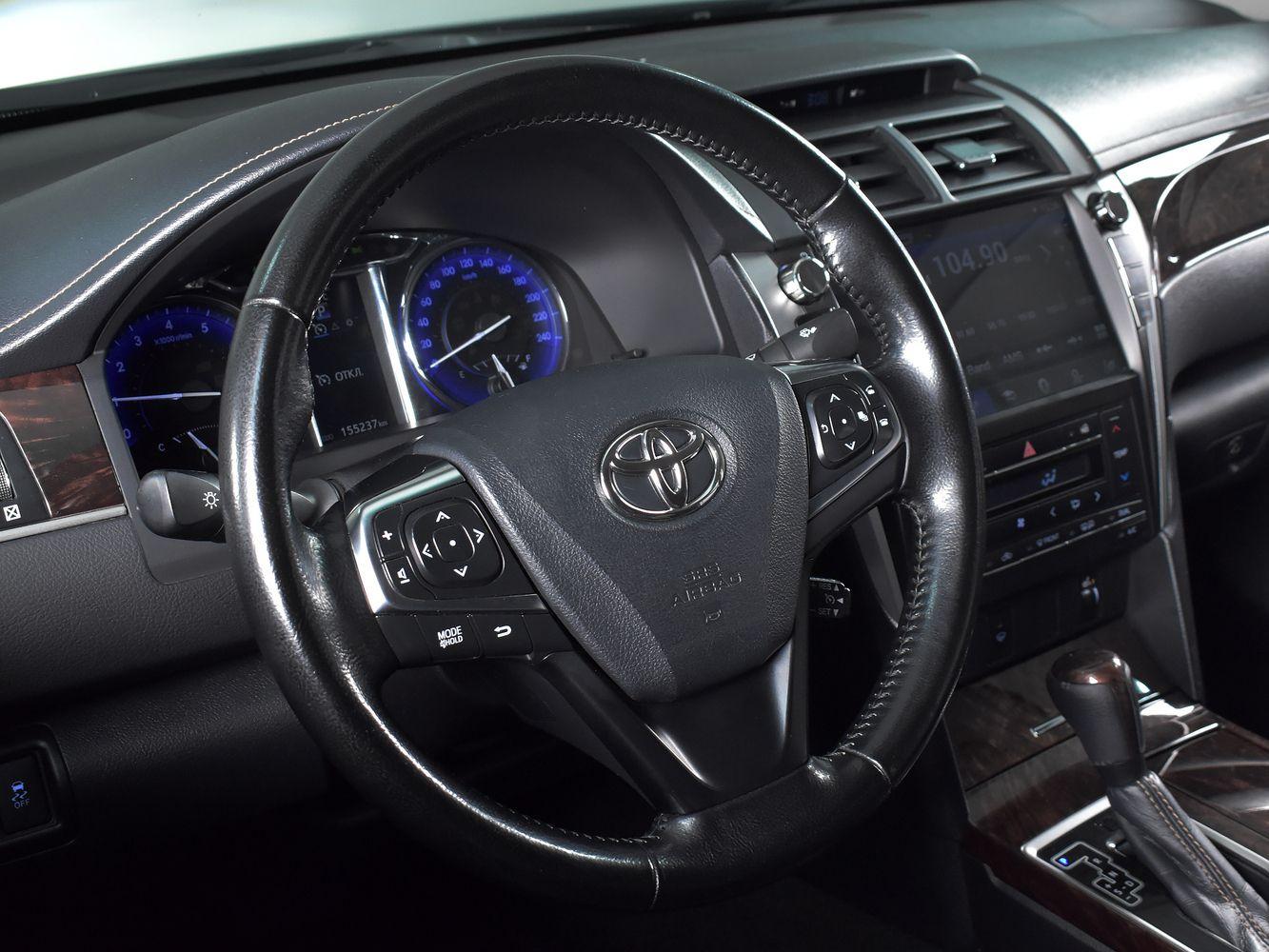 Toyota Camry, 2018