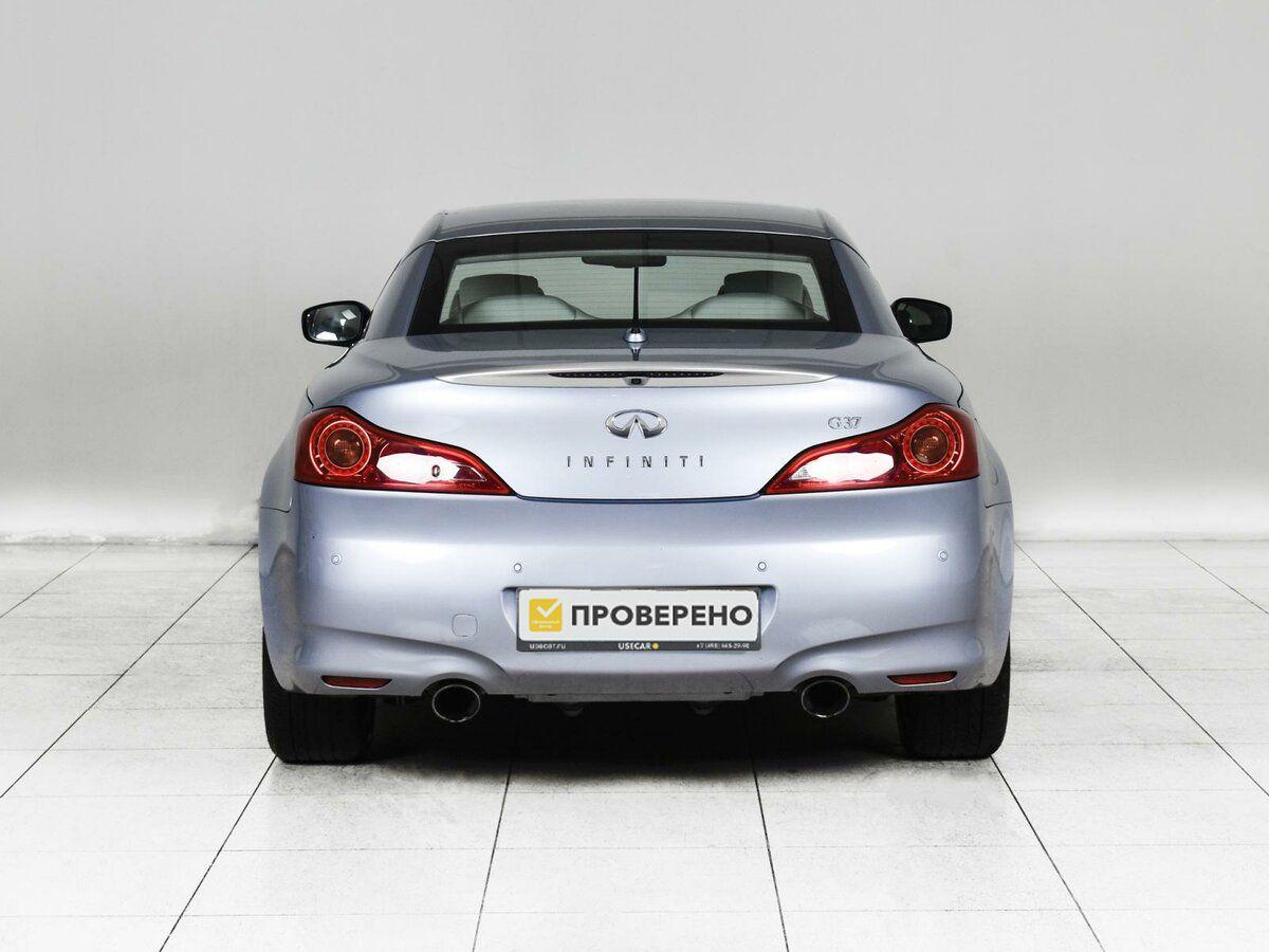 Infiniti G, 2011