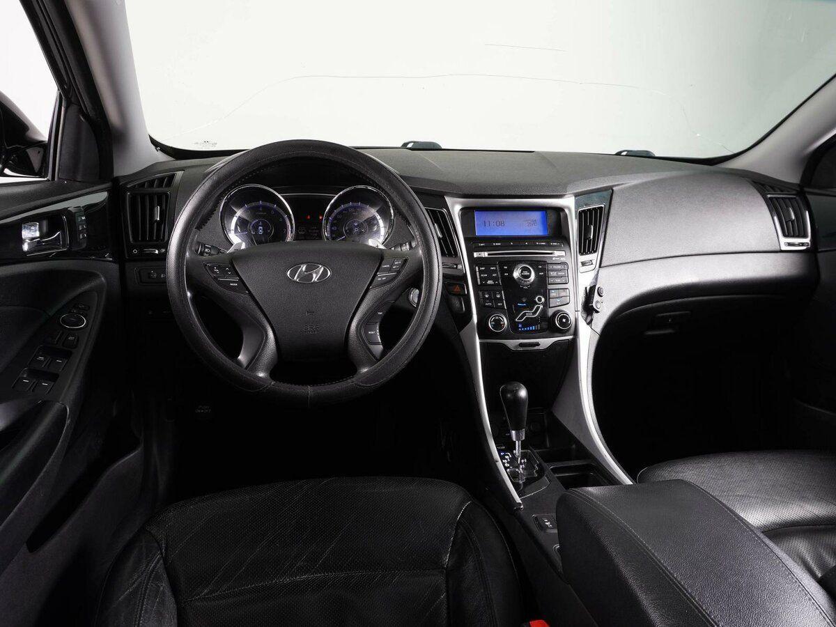 Hyundai Sonata, 2012