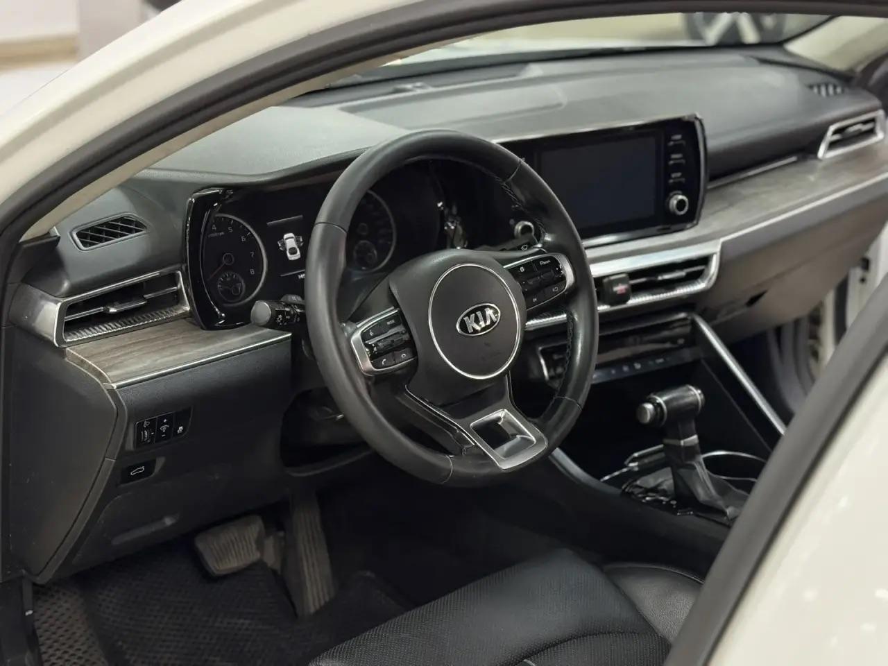 Kia K5