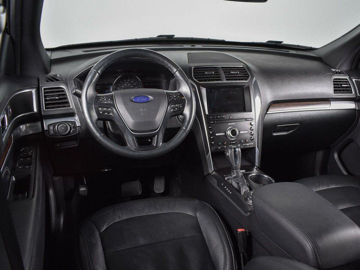 Ford Explorer, 2019