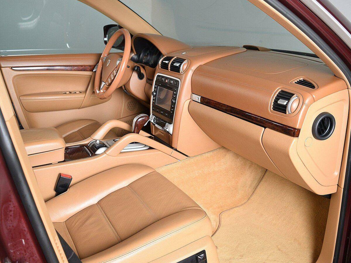 Porsche Cayenne, 2010