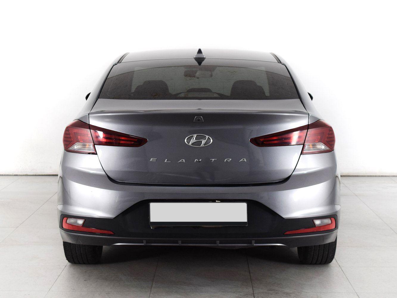 Hyundai Elantra, 2020