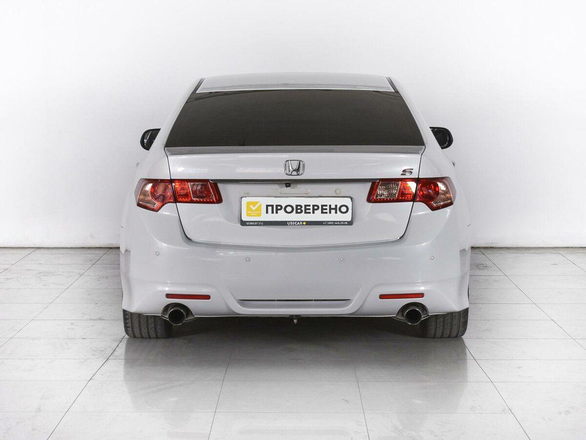 Honda Accord, 2011