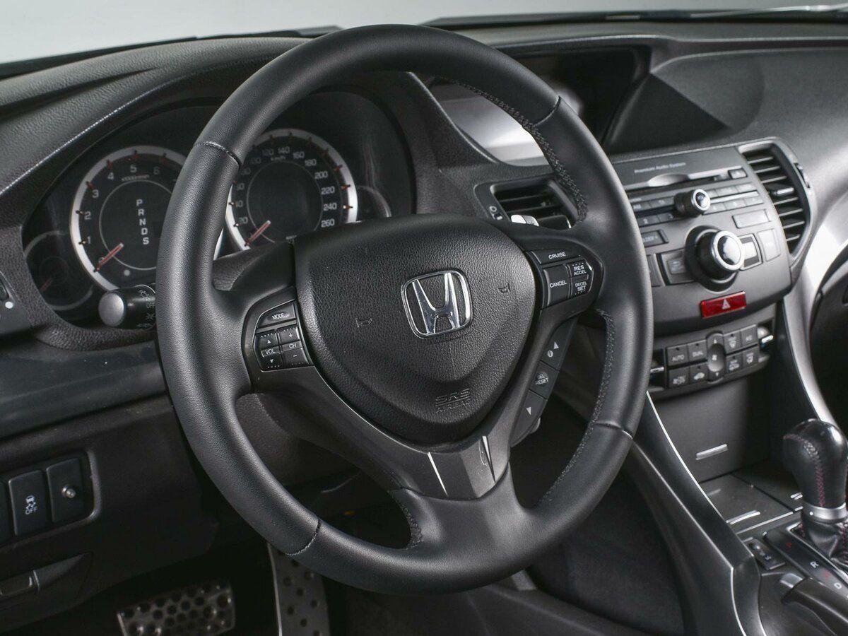 Honda Accord, 2011