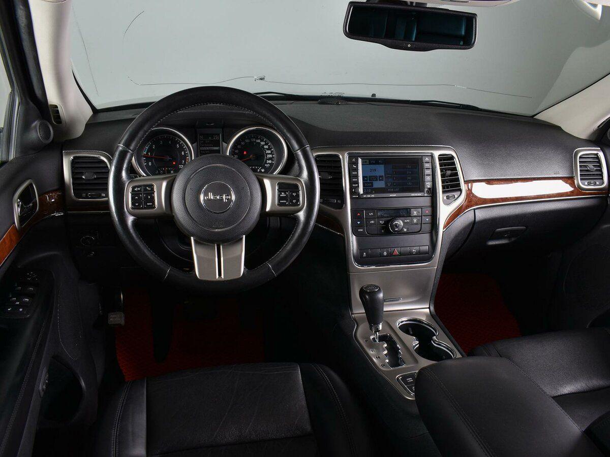 Jeep Grand Cherokee, 2011