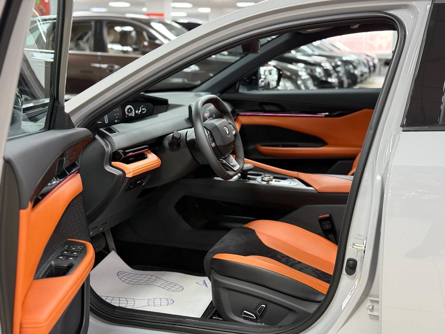 Changan UNI-V