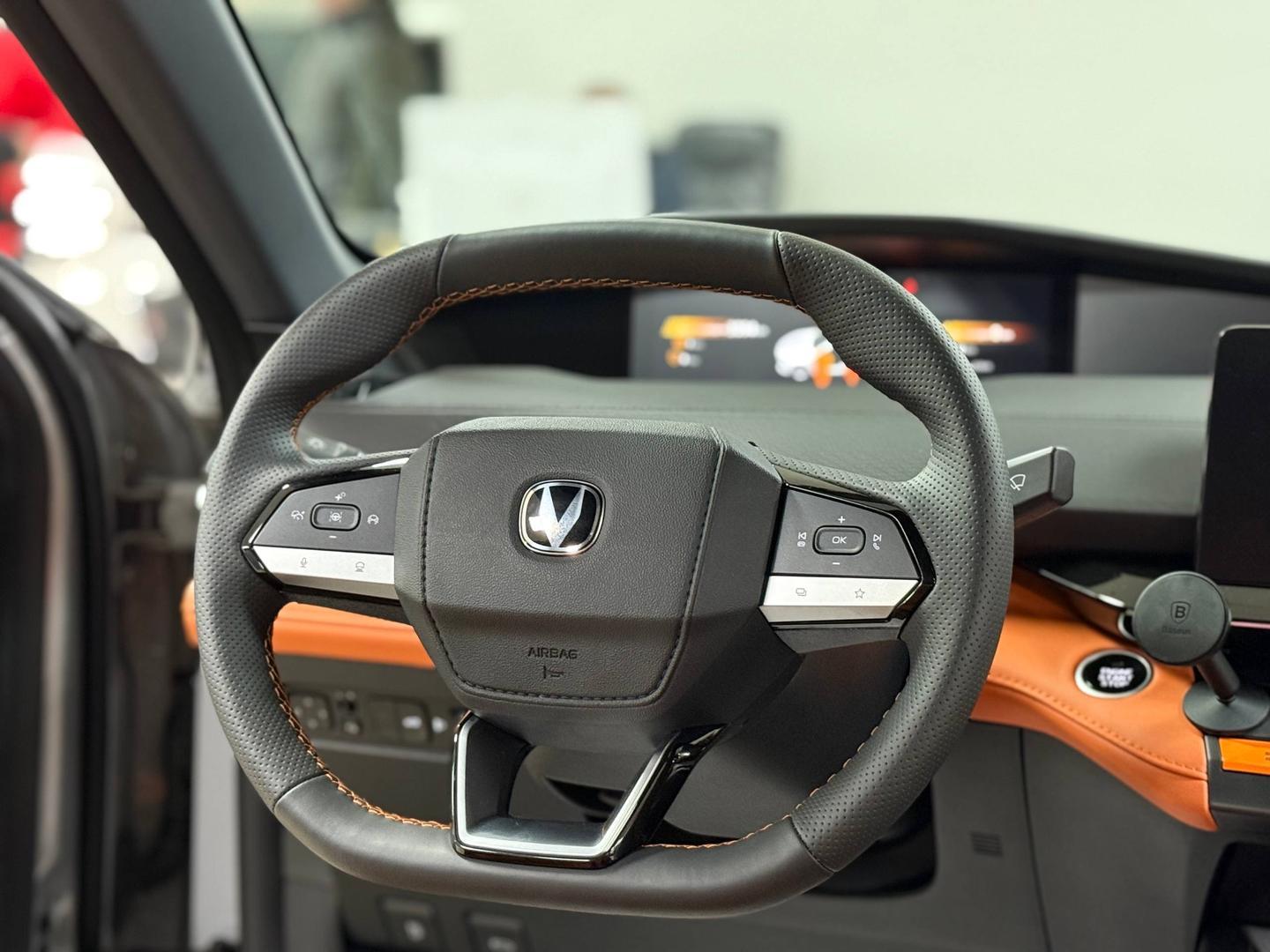 Changan UNI-V