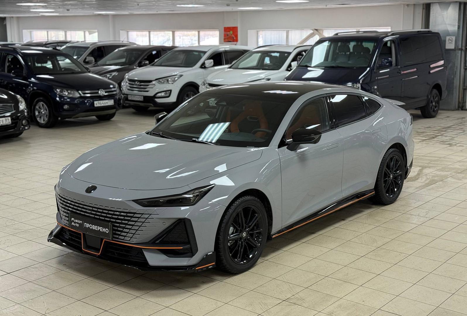 Changan UNI-V