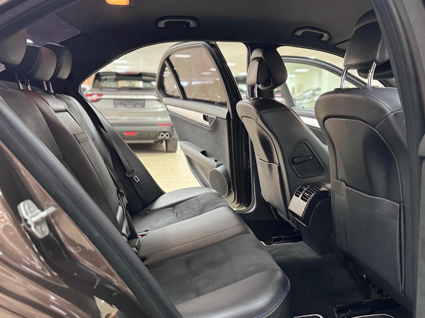 Mercedes-Benz C-Класс