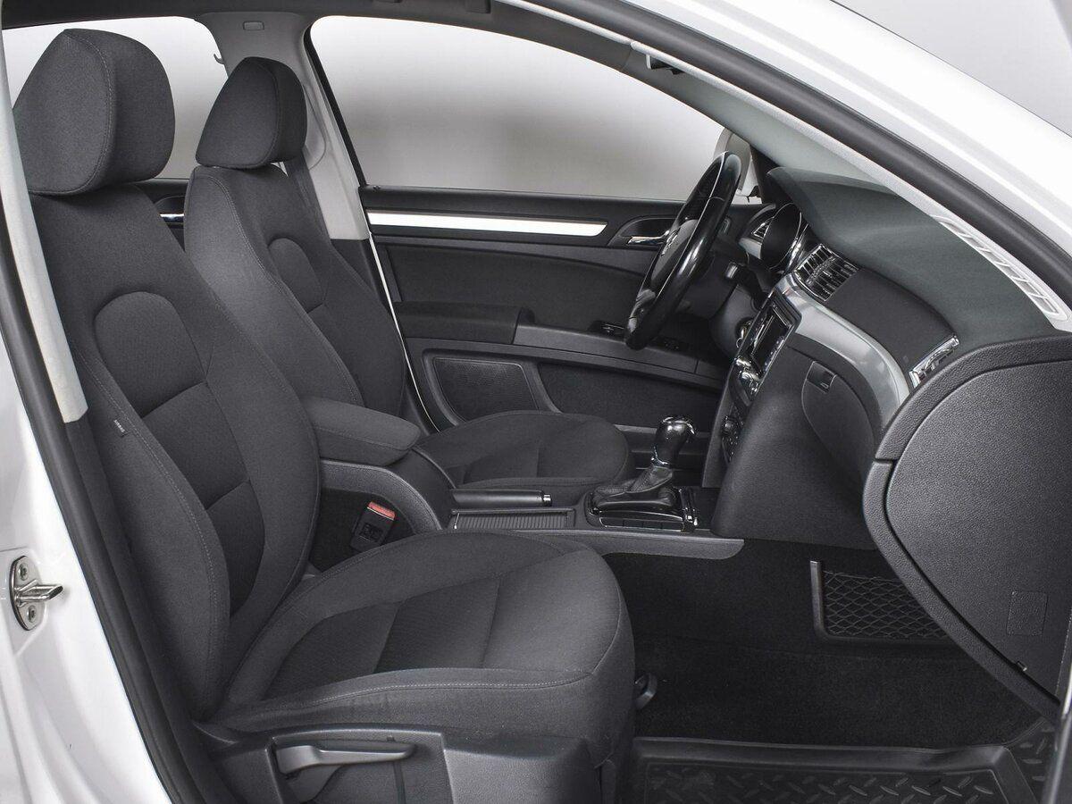 Skoda Superb, 2013