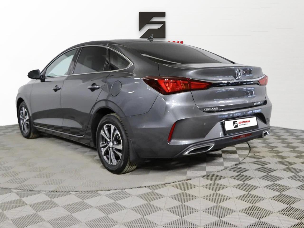 фото автомобиля 3