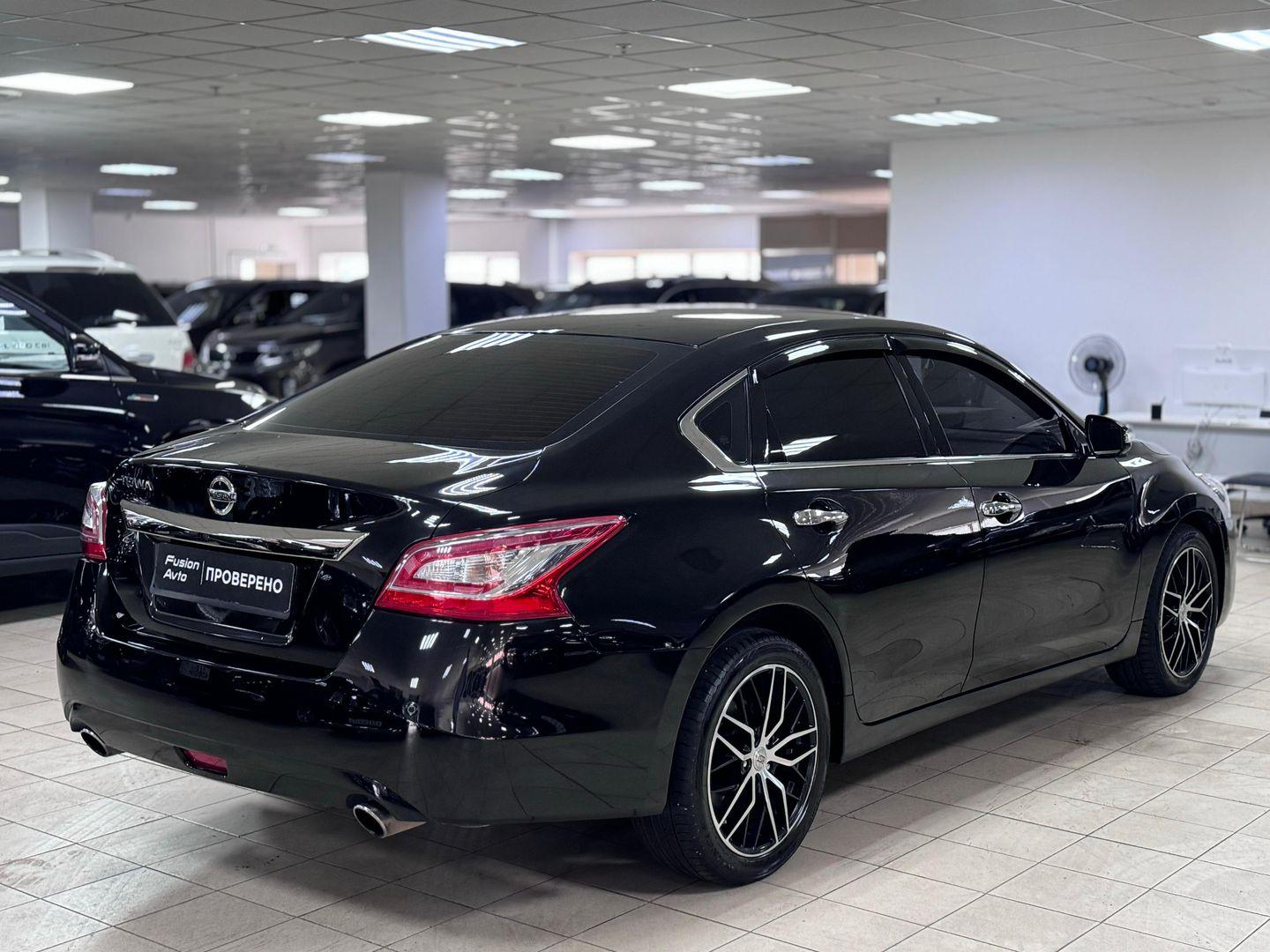Nissan Teana