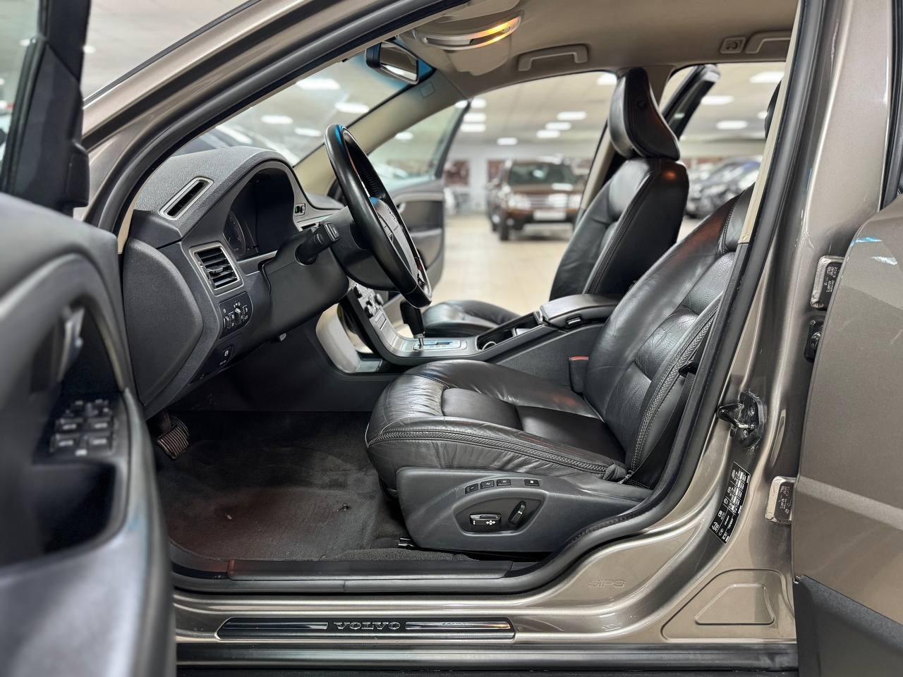 Volvo XC70