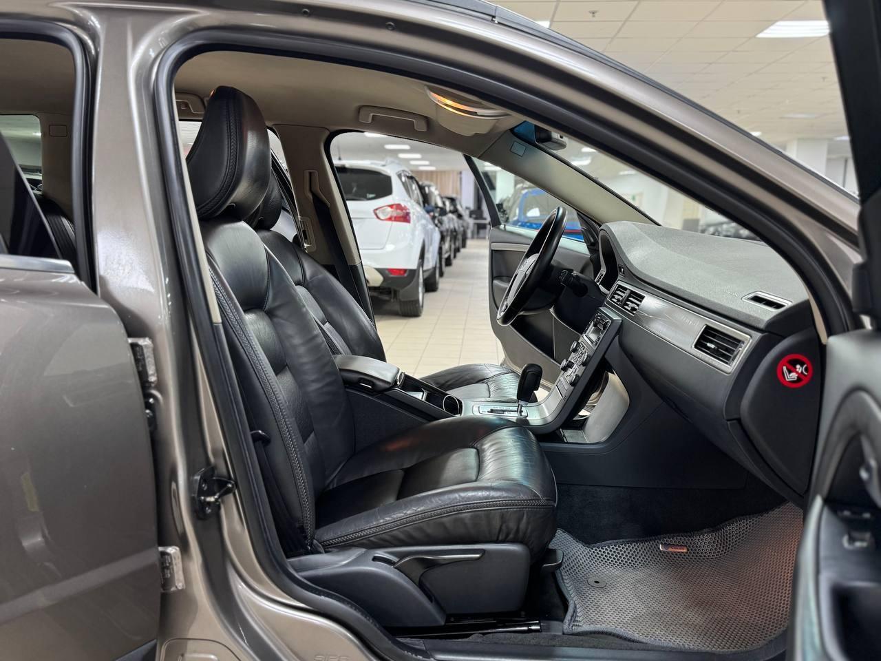 Volvo XC70