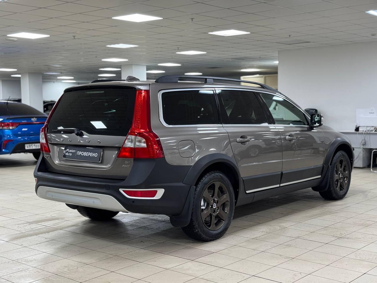 Volvo XC70