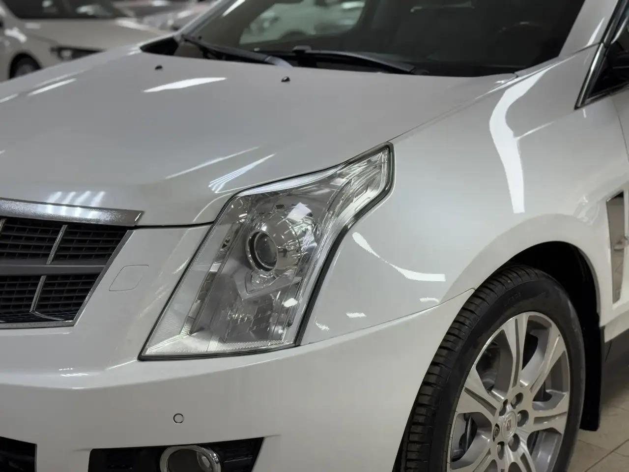 Cadillac SRX