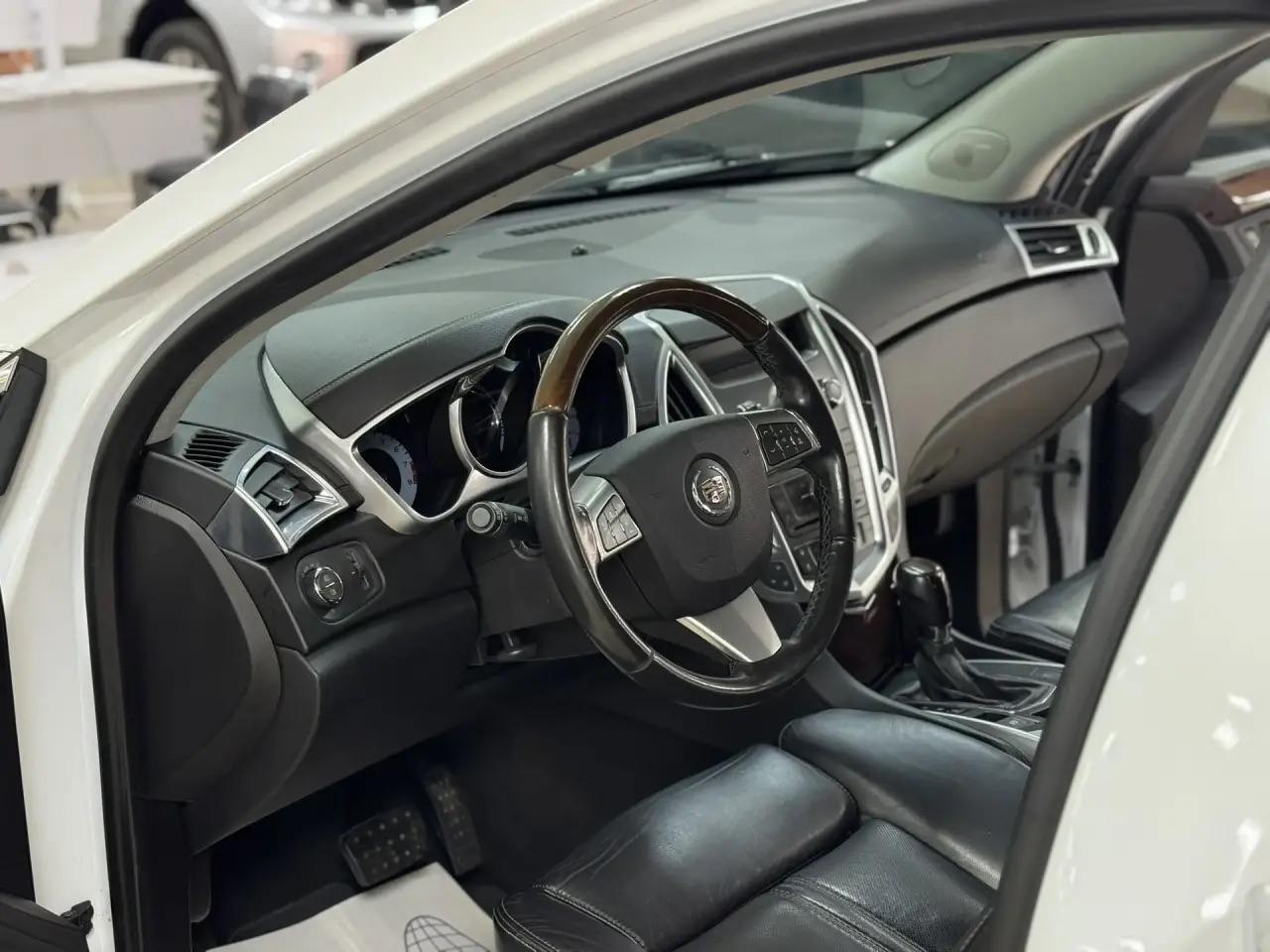 Cadillac SRX