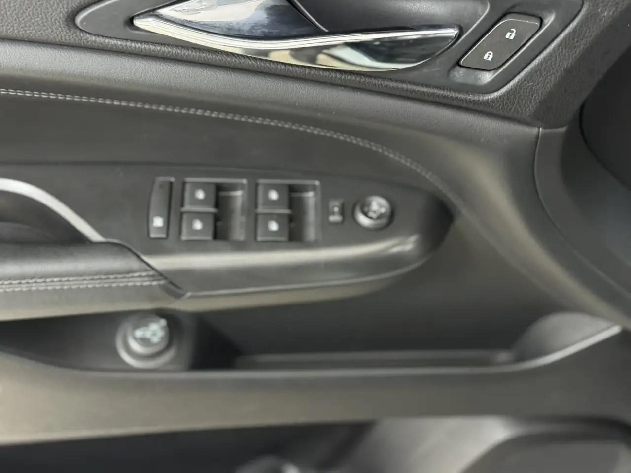 Cadillac SRX