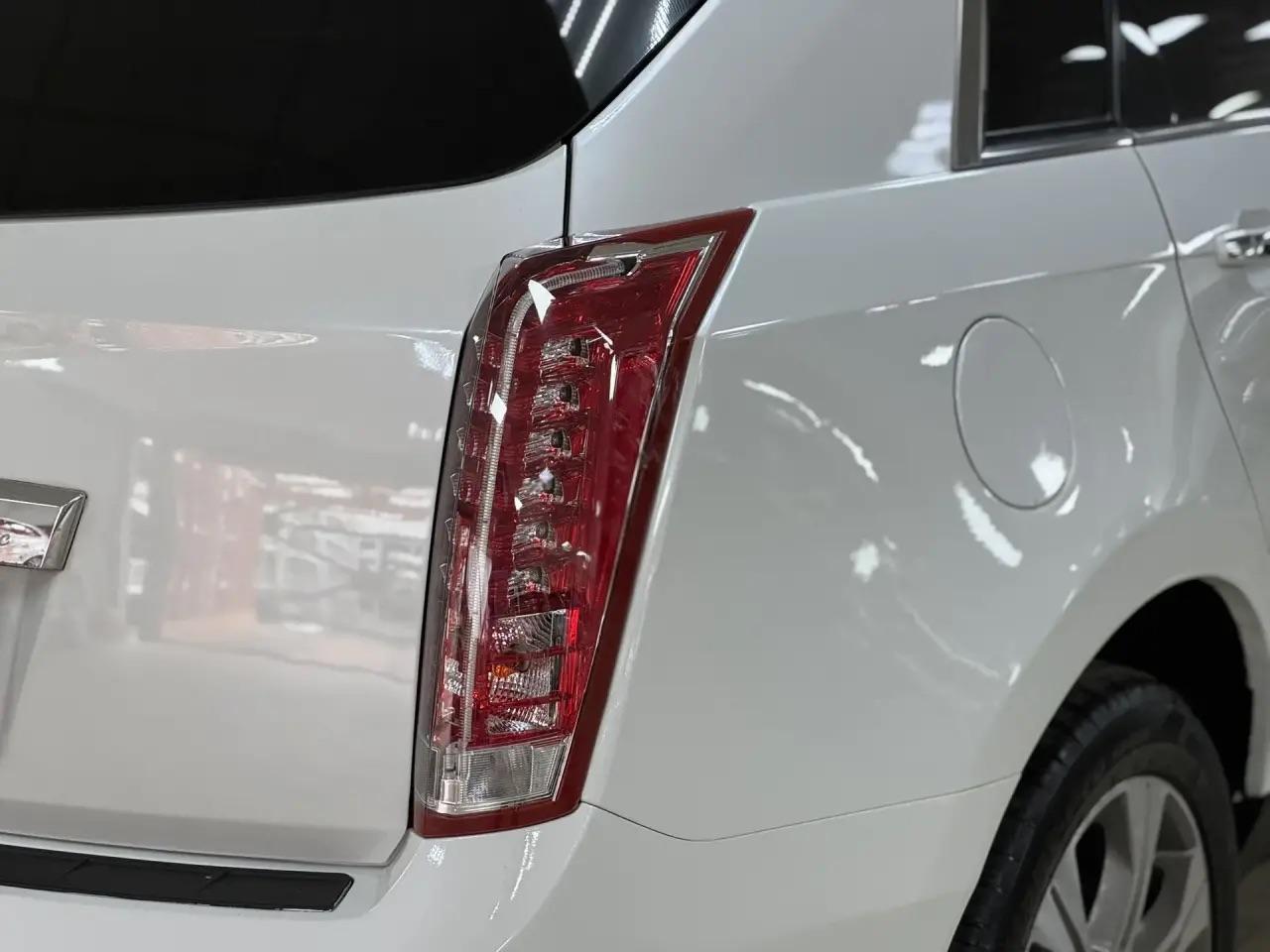 Cadillac SRX