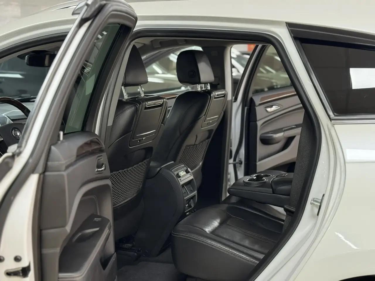 Cadillac SRX