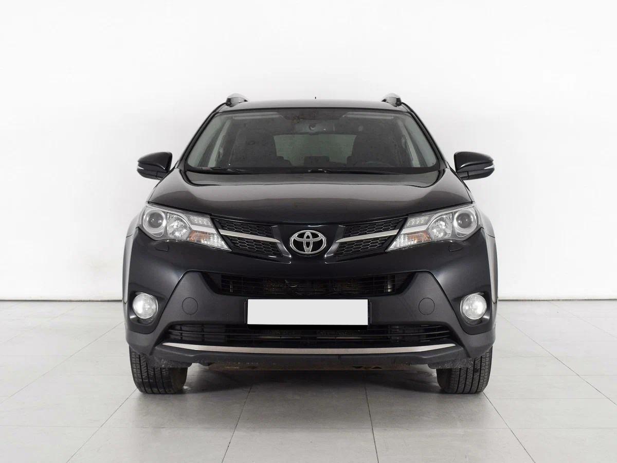 Toyota RAV4, 2015