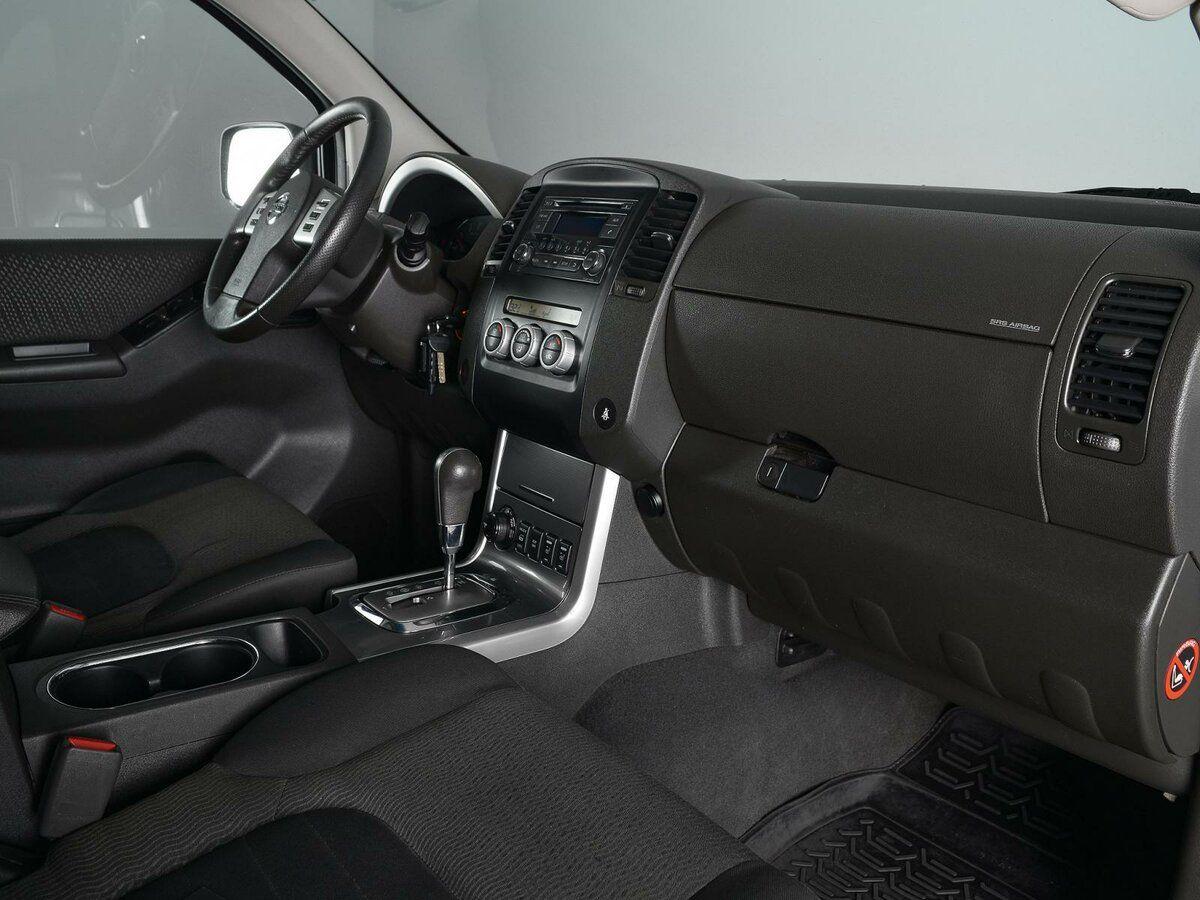 Nissan Pathfinder, 2012