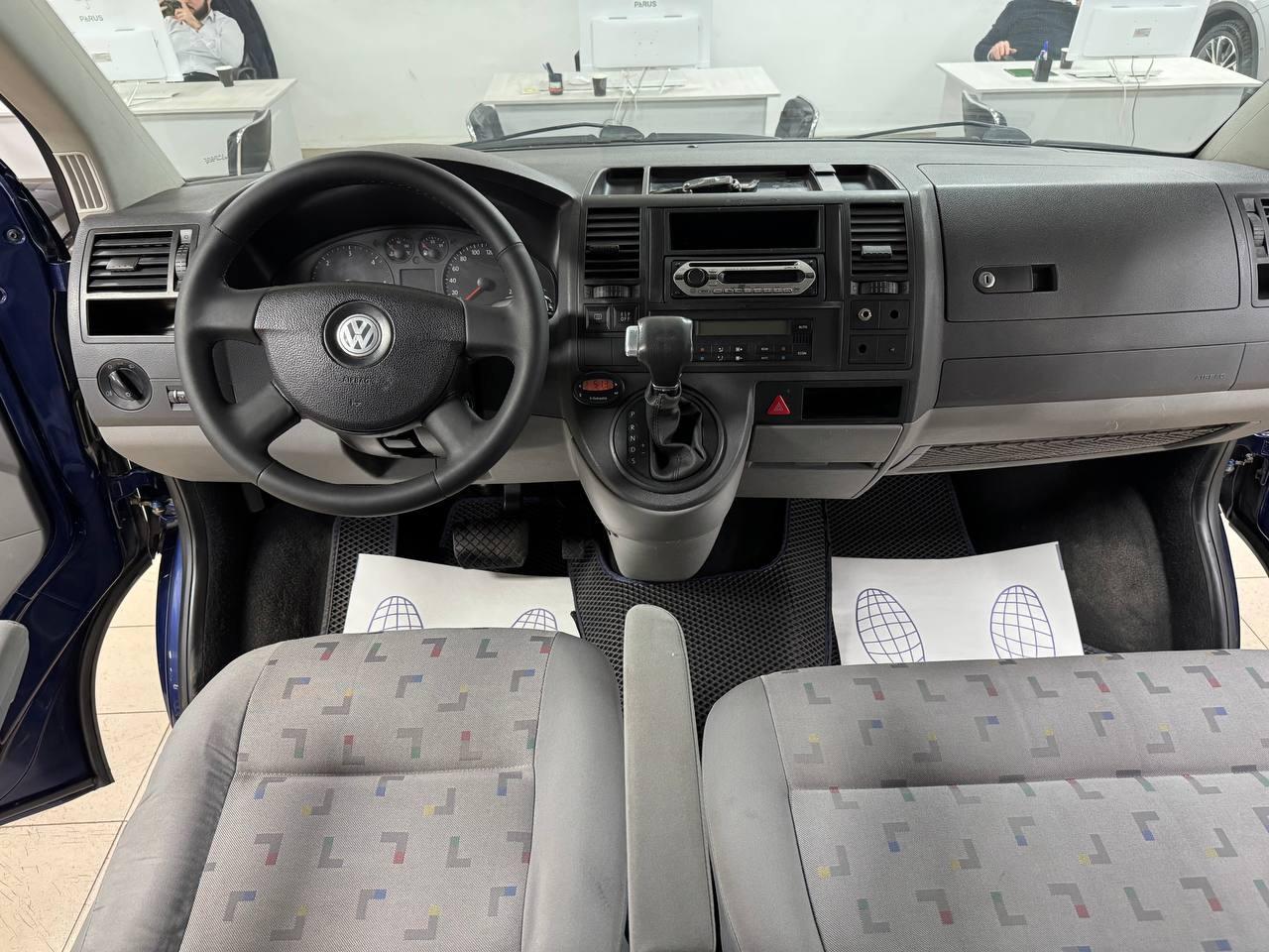 Volkswagen Caravelle