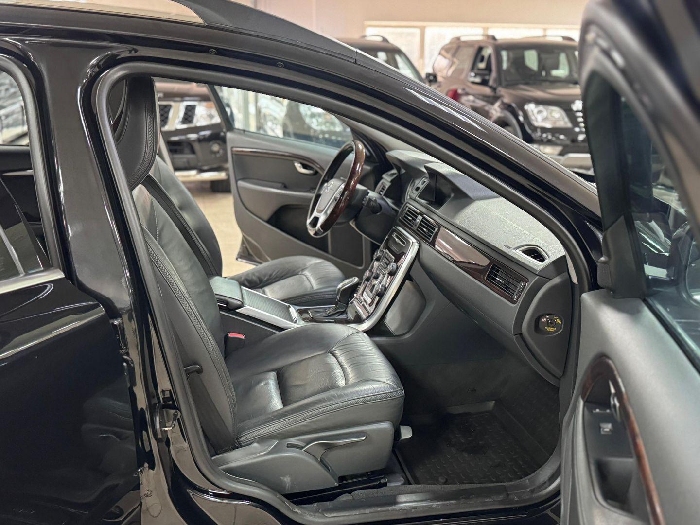 Volvo XC70