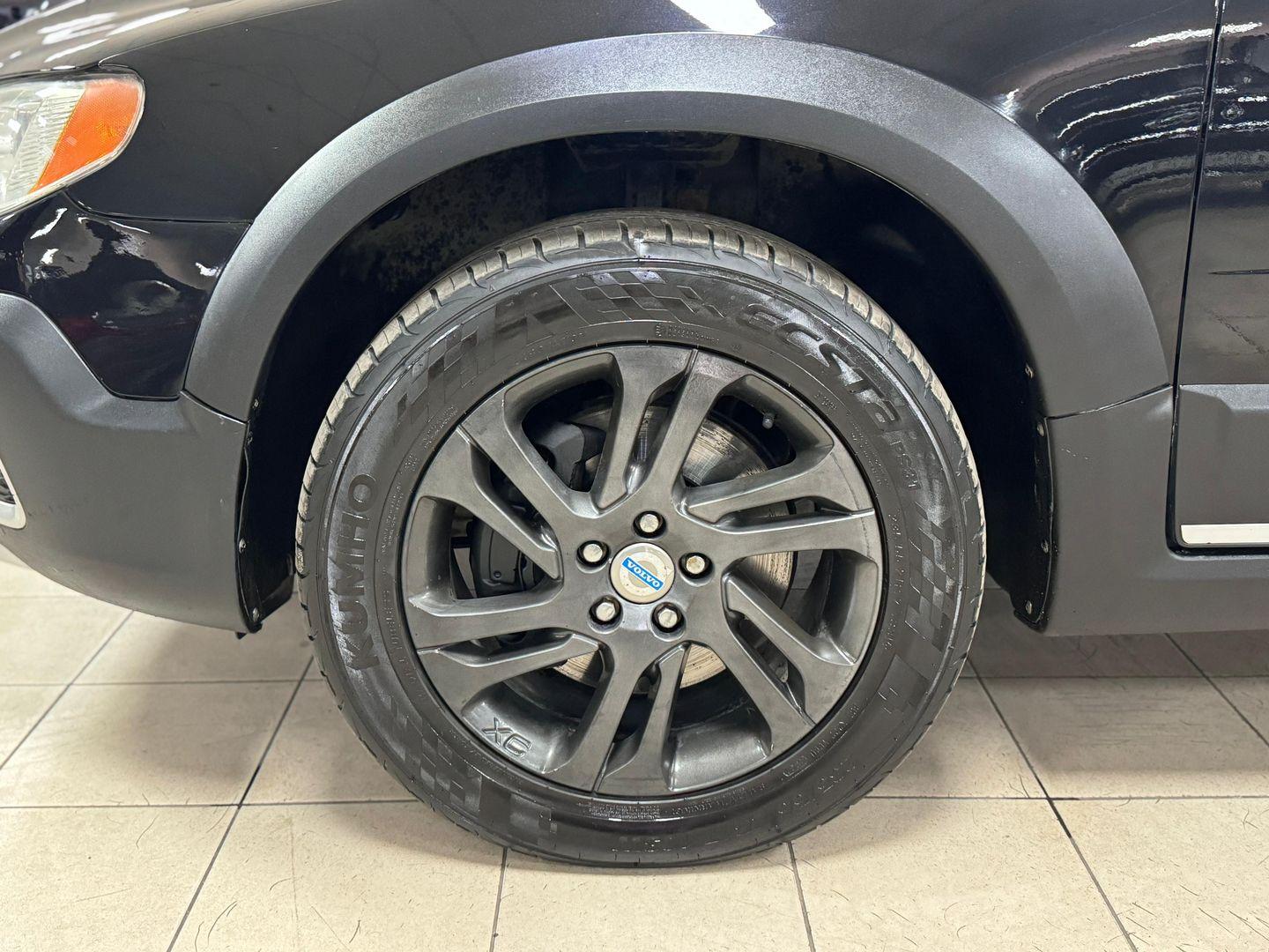 Volvo XC70