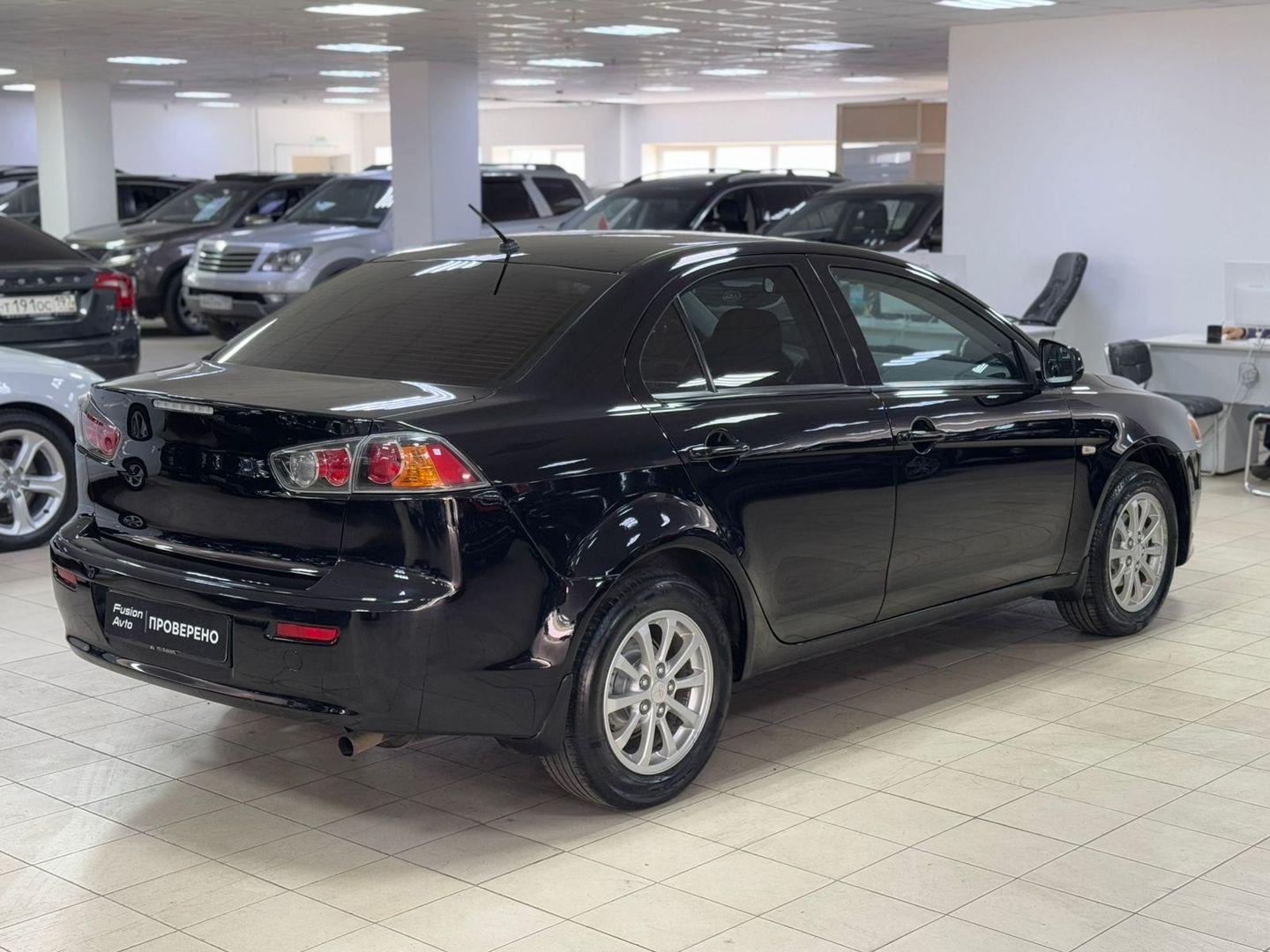 Mitsubishi Lancer