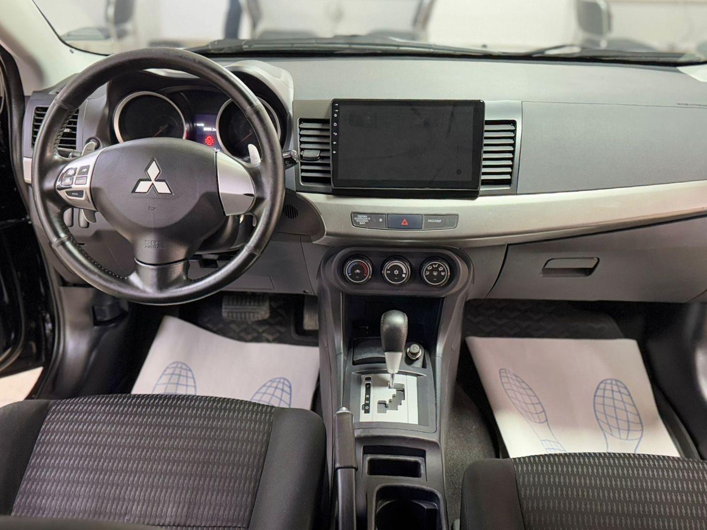 Mitsubishi Lancer