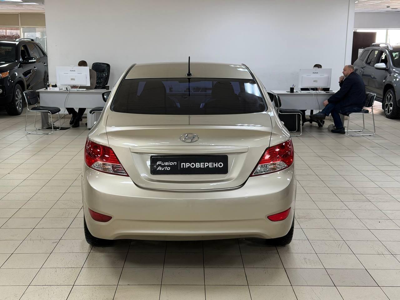 Hyundai Solaris