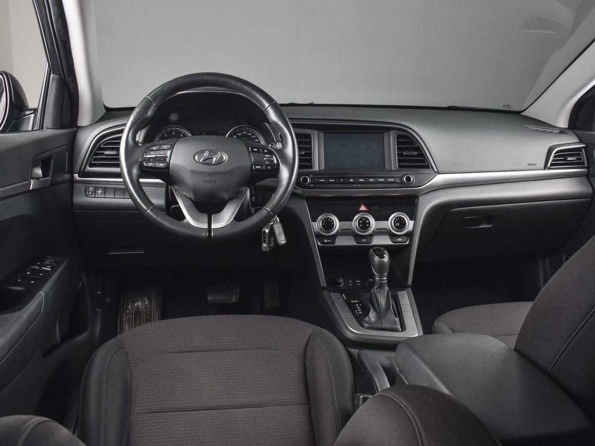 Hyundai Elantra, 2019