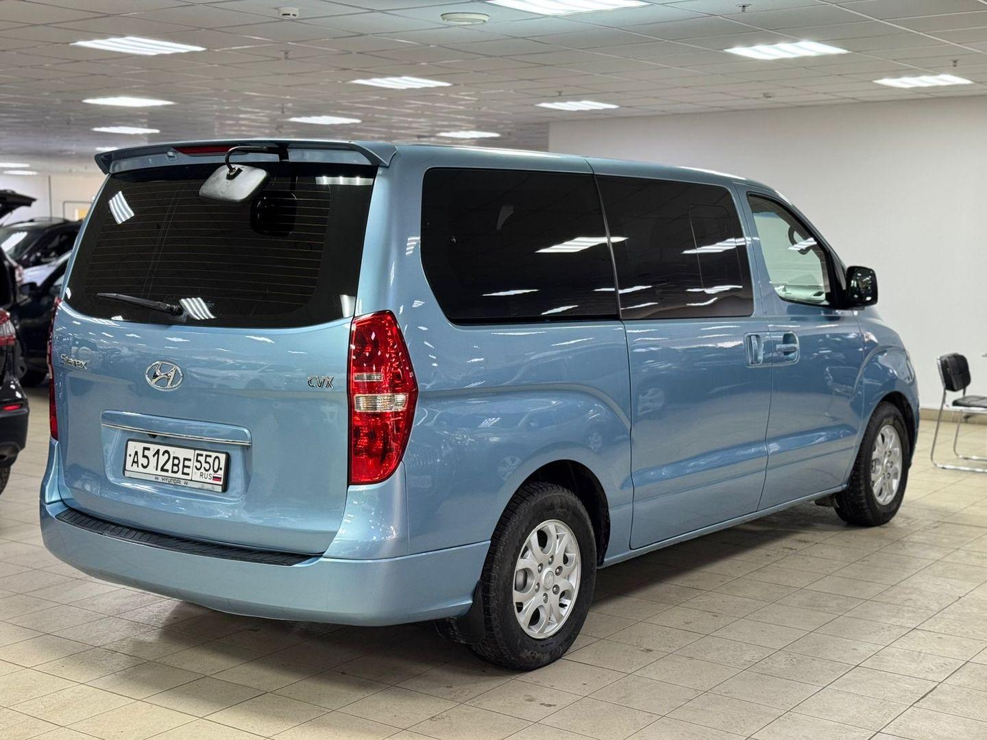 Hyundai Grand Starex