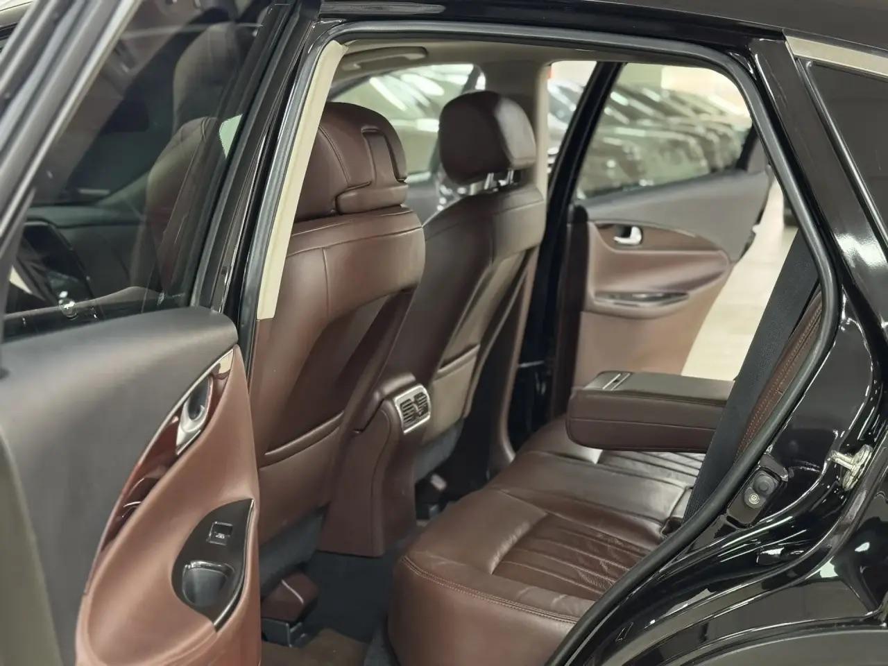 Infiniti EX