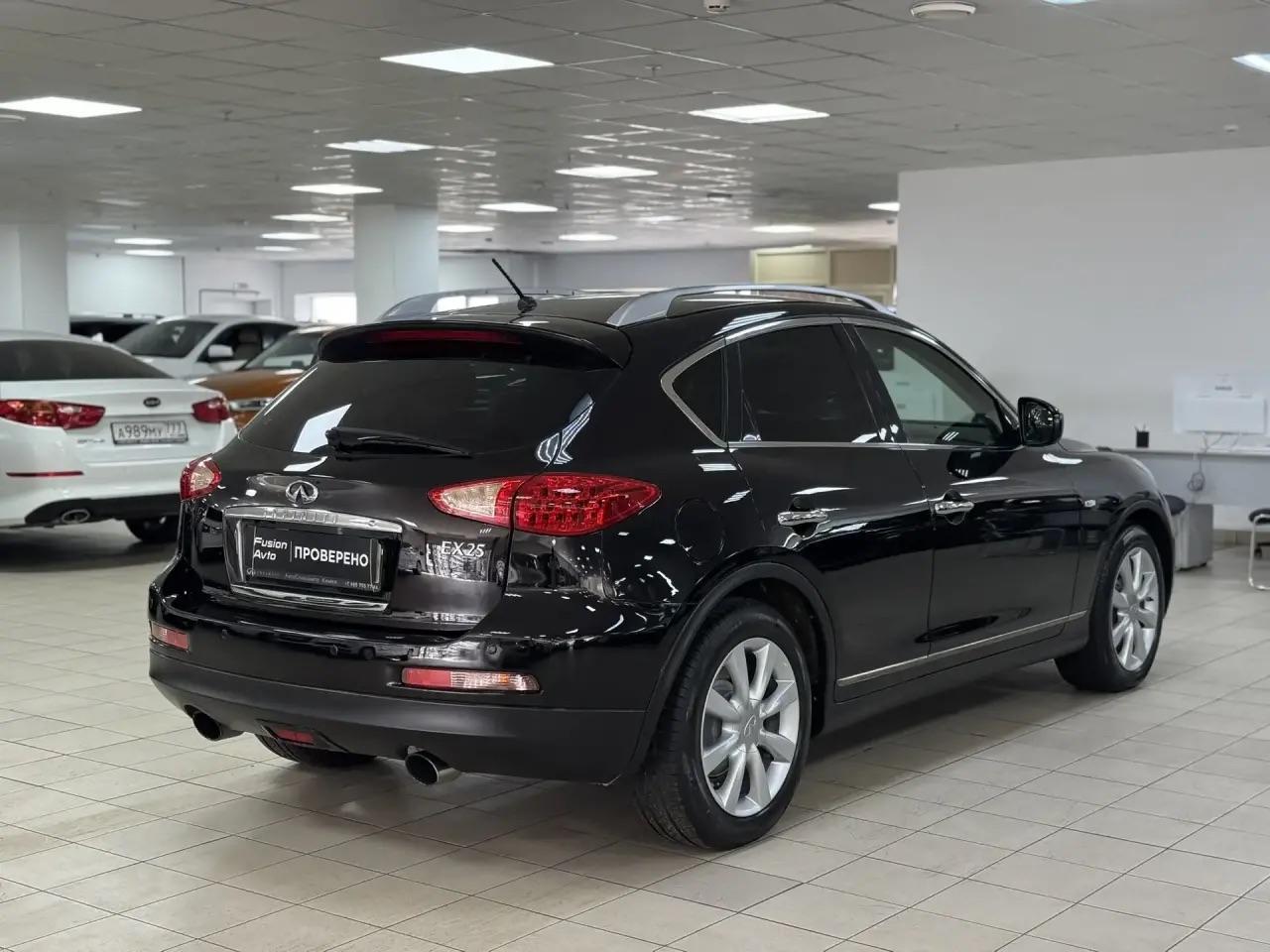 Infiniti EX