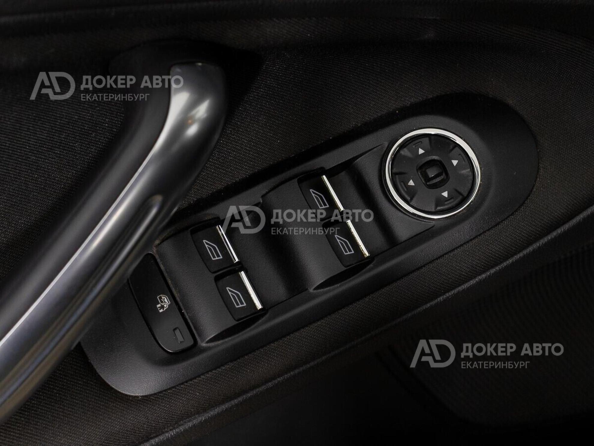 фото автомобиля 12