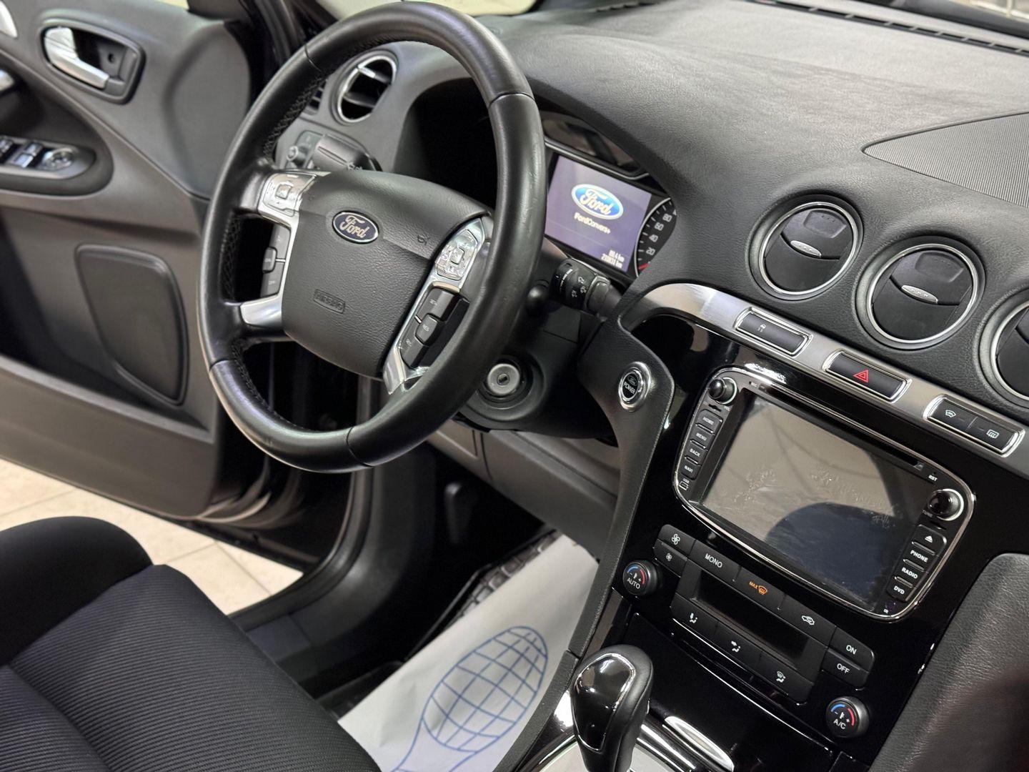 Ford S-MAX