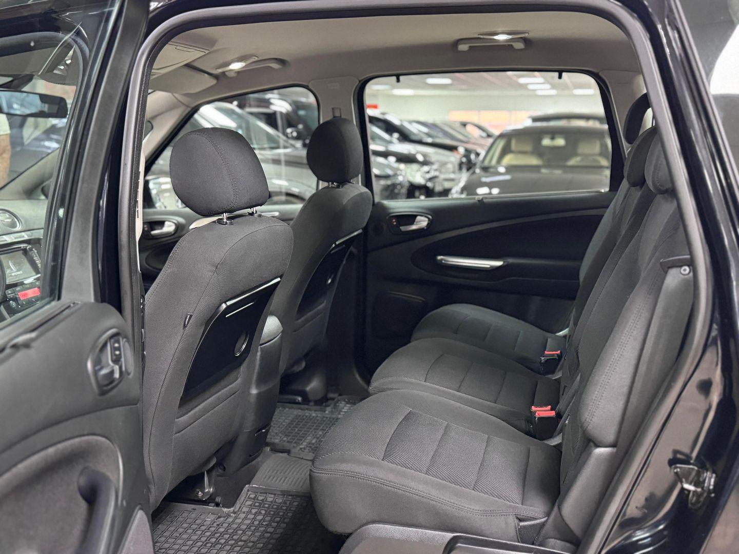Ford S-MAX
